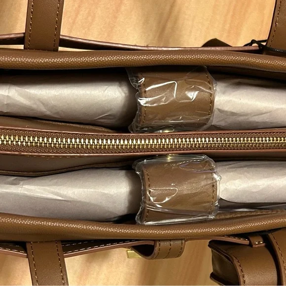 Steve Madden Brown Tote Bag - Picture 5 of 11